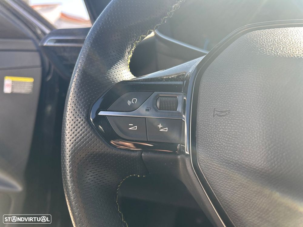 Peugeot e-208 50 kWh GT Pack - 24