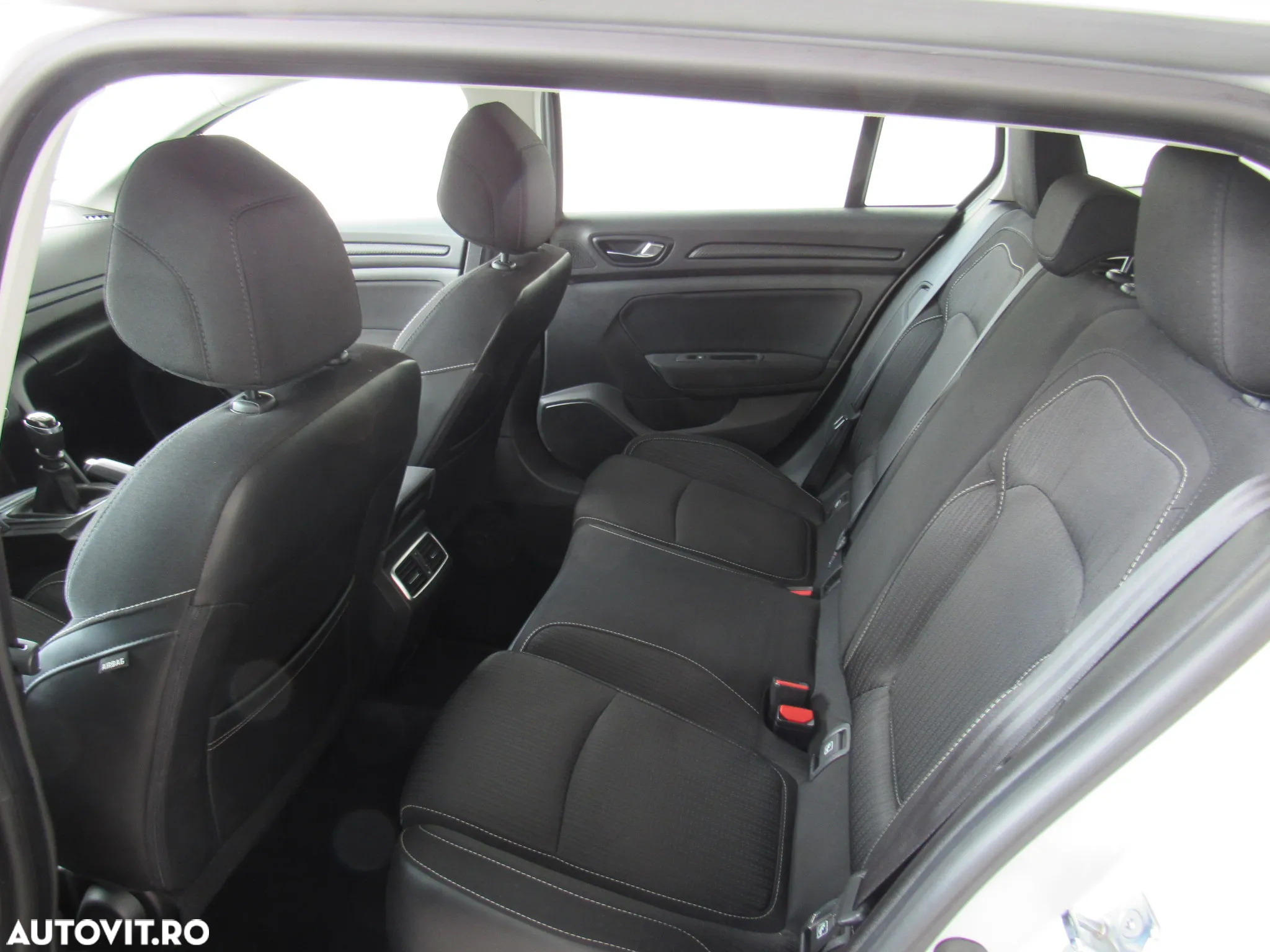 Renault Megane ENERGY dCi 110 BUSINESS - 8