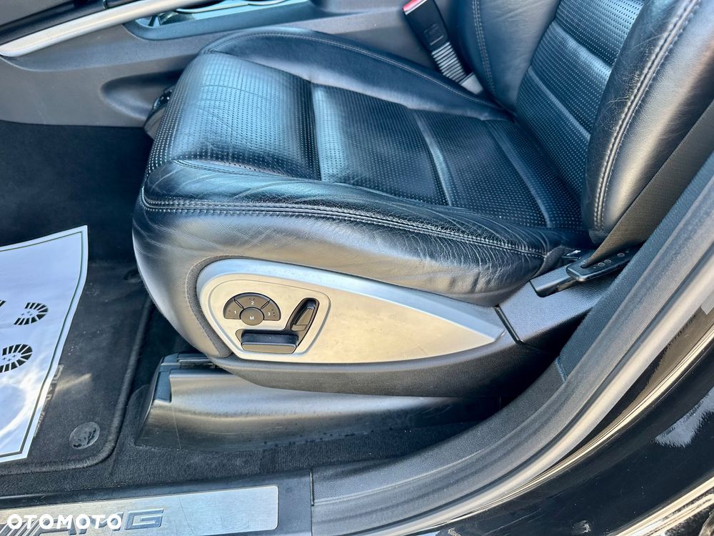Mercedes-Benz ML 63 AMG 4-Matic - 26