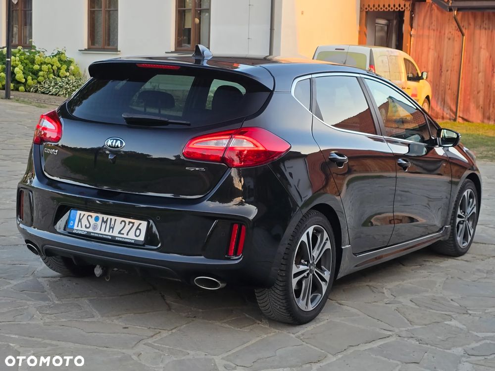 Kia Ceed 1.6 CRDi DCT GT Line - 11