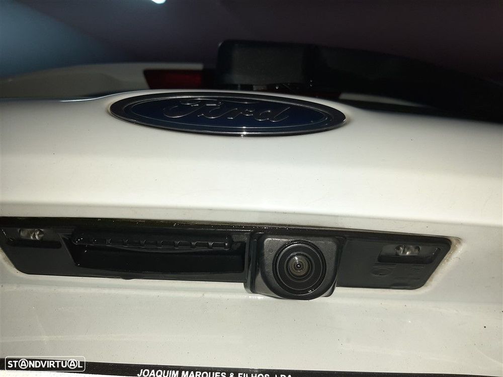 Ford Fiesta 1.0 EcoBoost Vignale - 24