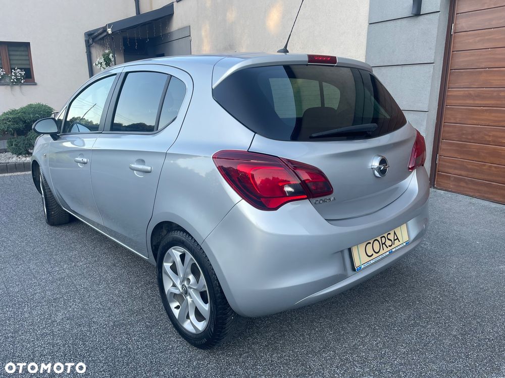 Opel Corsa 1.4 Cosmo - 4