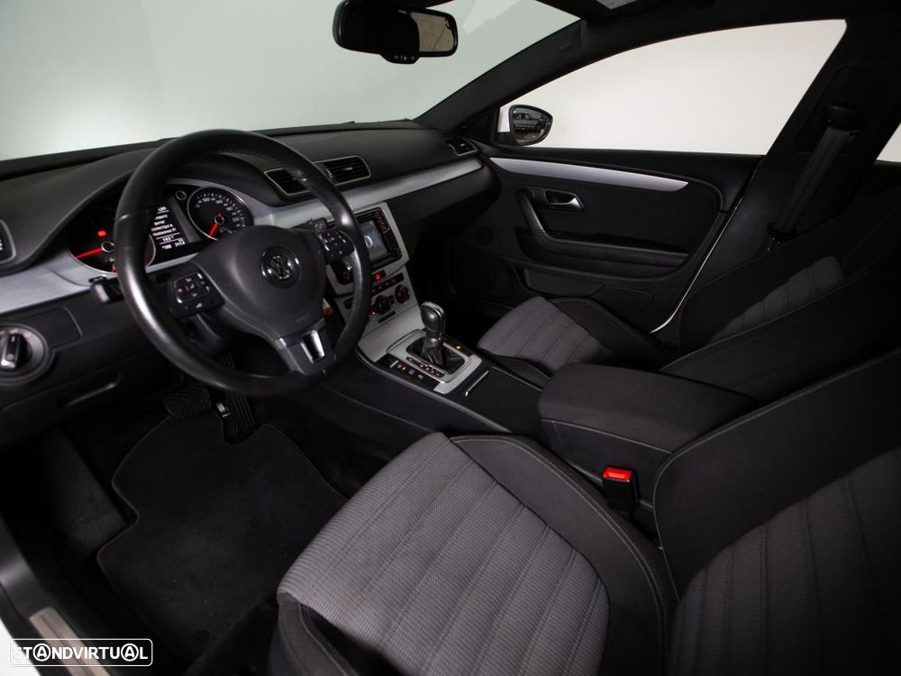VW Passat CC - 6