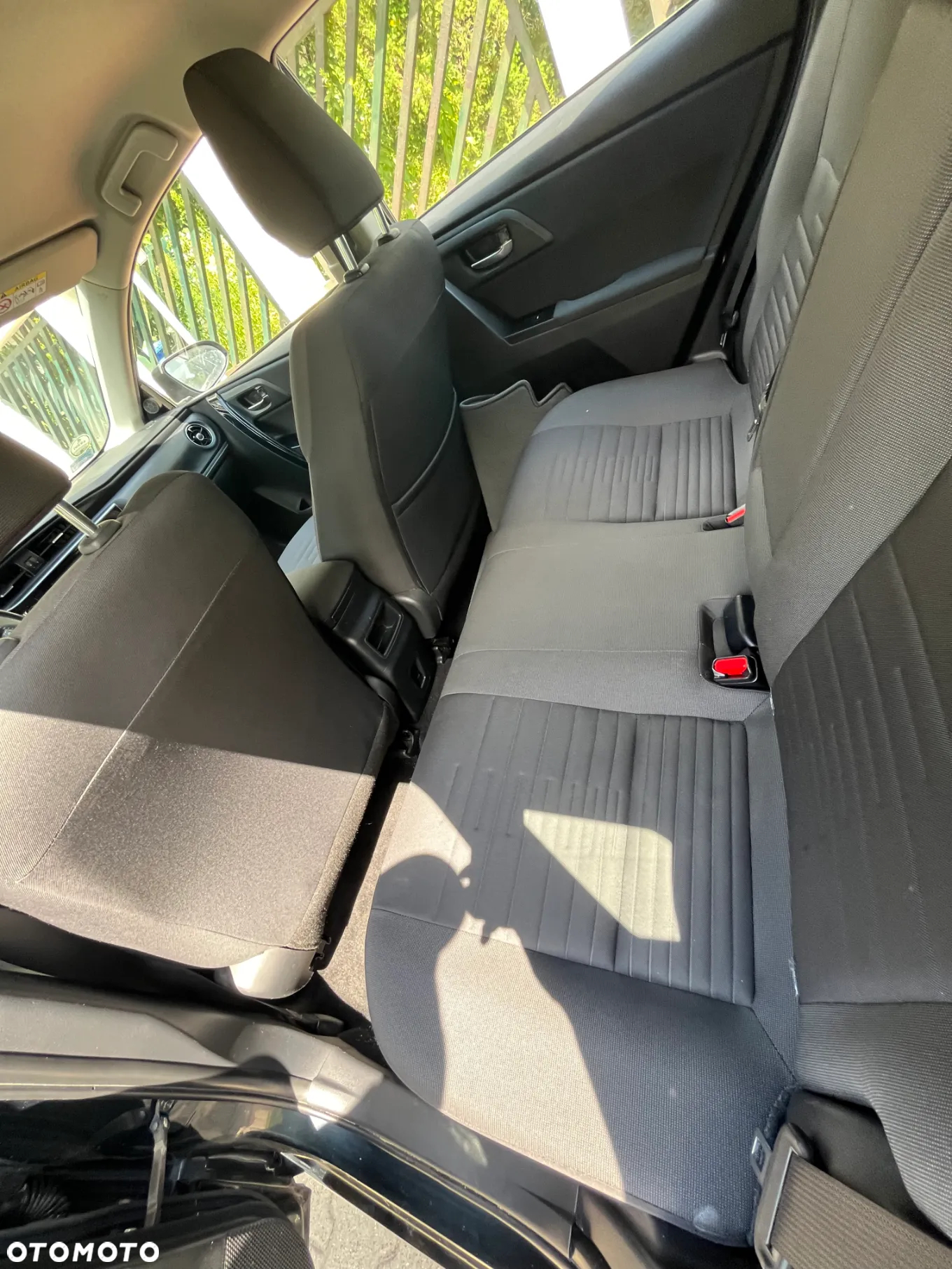 Toyota Auris Hybrid 135 Prestige - 4