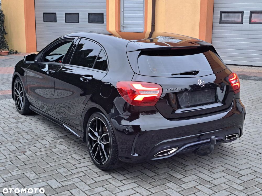 Mercedes-Benz Klasa A 180 CDI 7G-DCT AMG Line - 3
