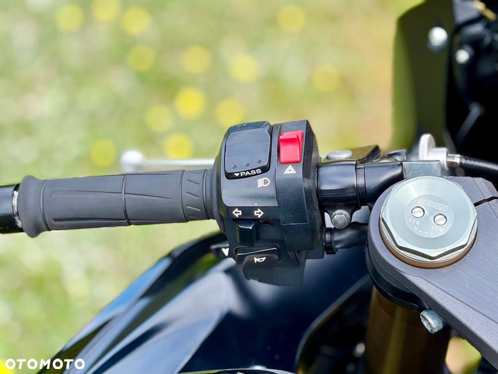 Suzuki GSX-R - 10