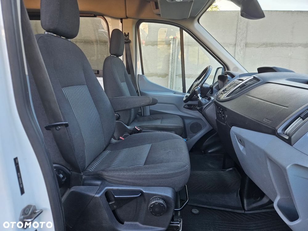 Ford TRANSIT - 13