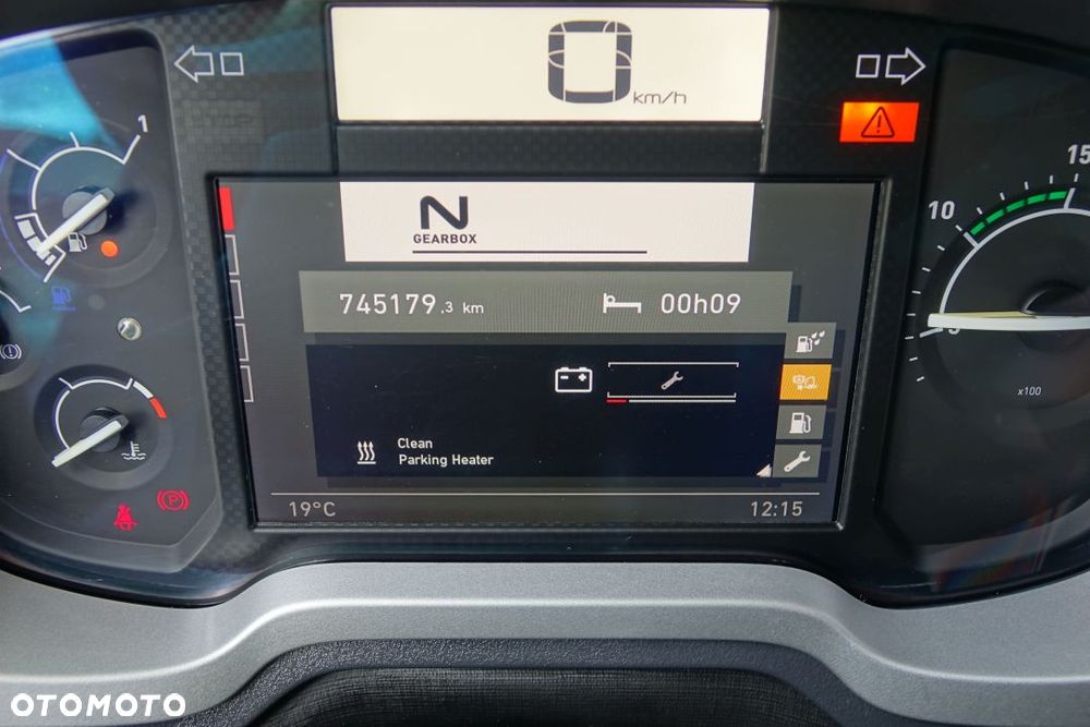 Renault GAMA T460 / EURO 6 / STANDARD / AUTOMAT / ADR / RETARDER / KLIMATYZACJA POSTOJOWA / ALUMINIOWE FELGI - 27