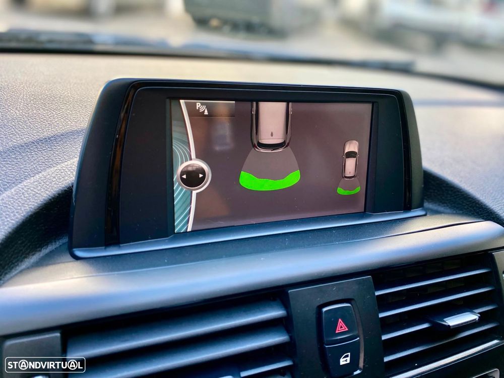 BMW 116 i Pack M — fotografia 13