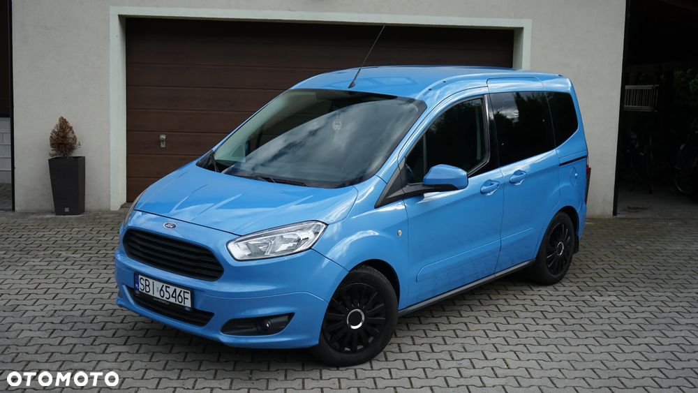 Ford Tourneo Courier - 10