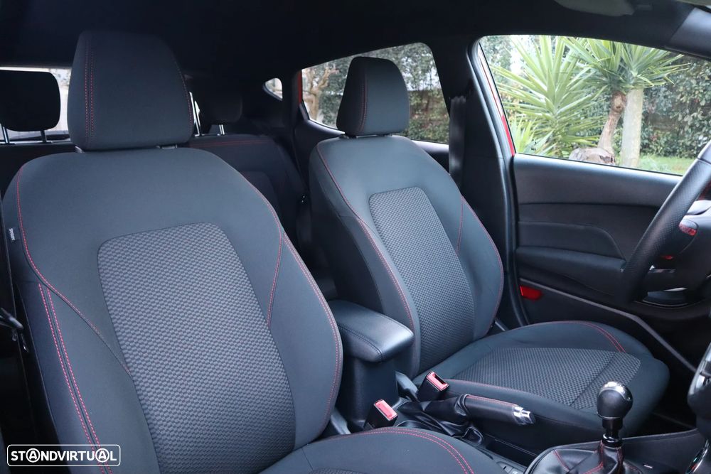 Ford Fiesta 1.0 EcoBoost ST-Line - 23
