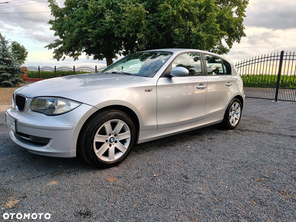 BMW Seria 1 116i - 17