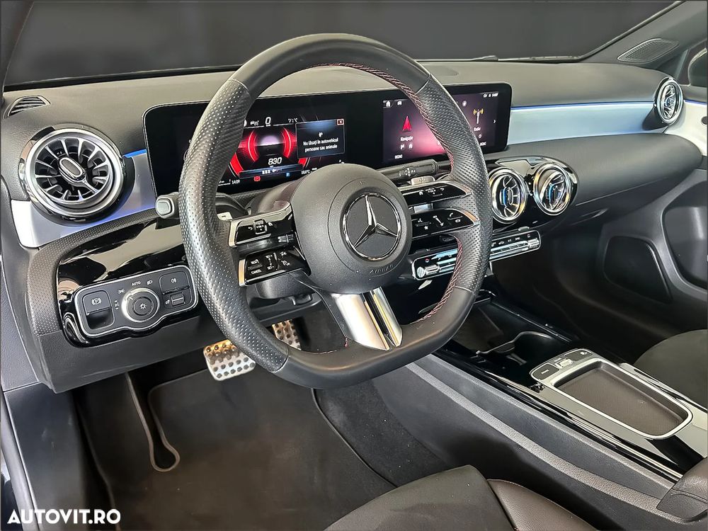 Mercedes-Benz A 200 Sedan 7G-DCT AMG Line - 10