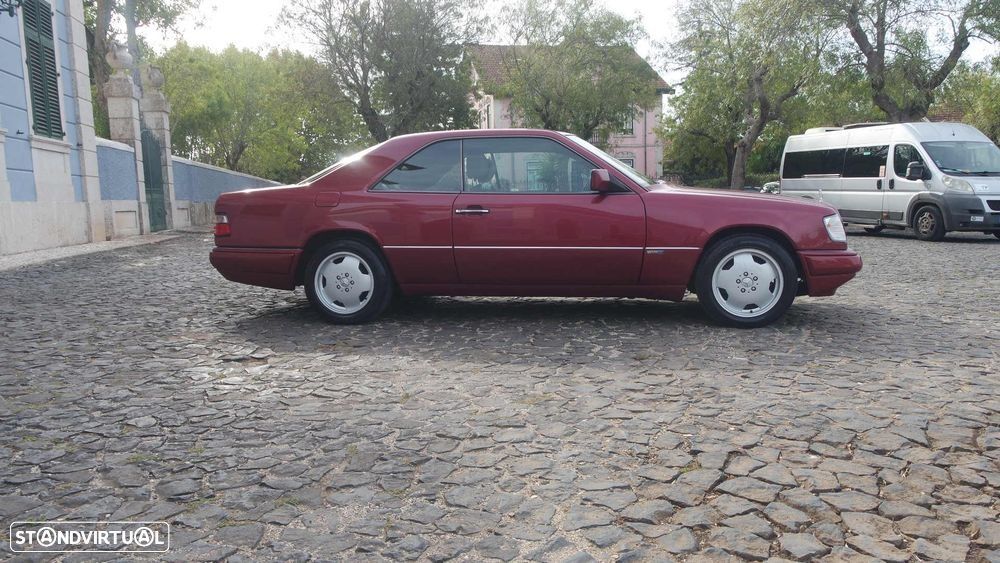 Mercedes-Benz E 200 - 6