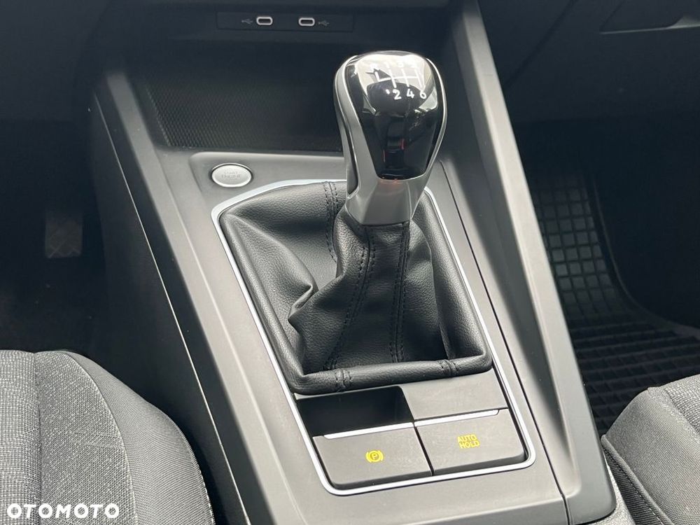 Volkswagen Golf VIII 1.5 TSI EVO Life - 12
