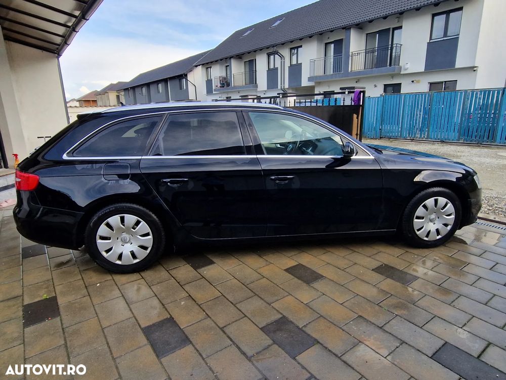 Audi A4 2.0 TDI DPF multitronic Ambiente - 9