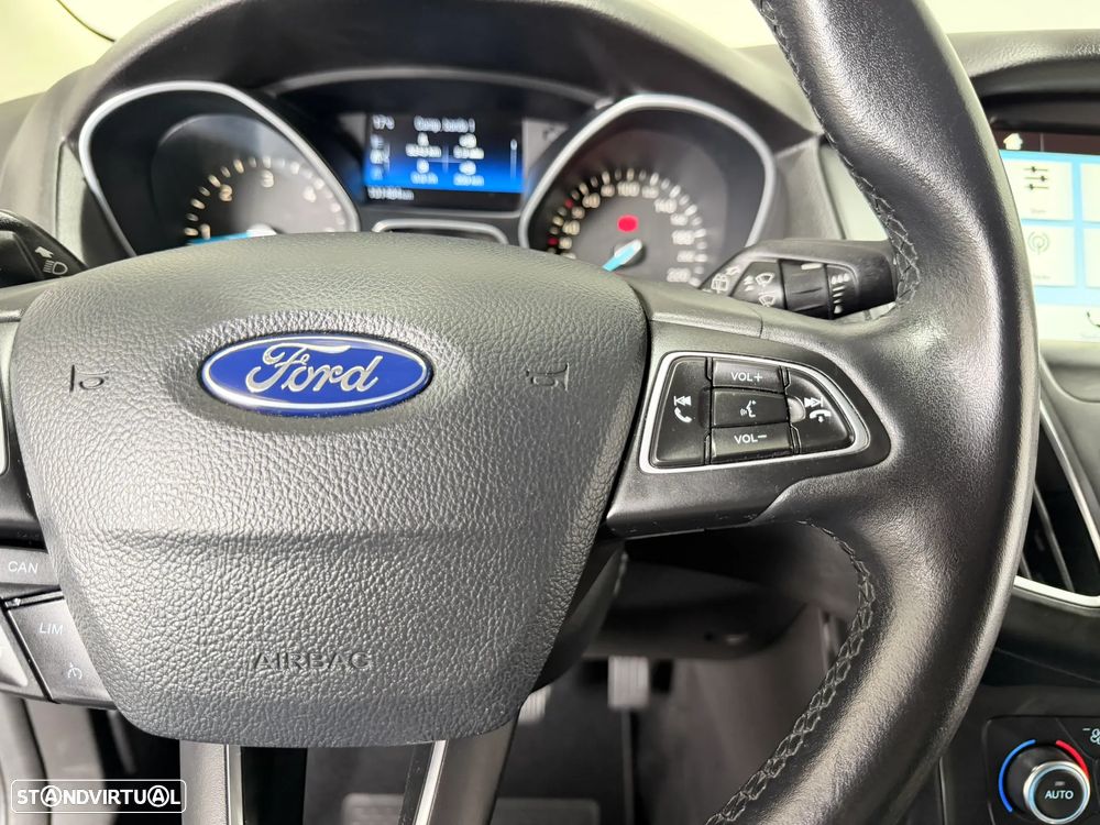 Ford Focus 1.5 TDCi Titanium - 26