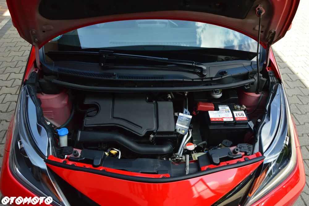 Toyota Aygo x-play touch - 35