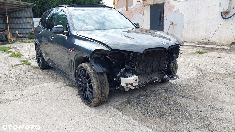 BMW X5 xDrive45e - 4