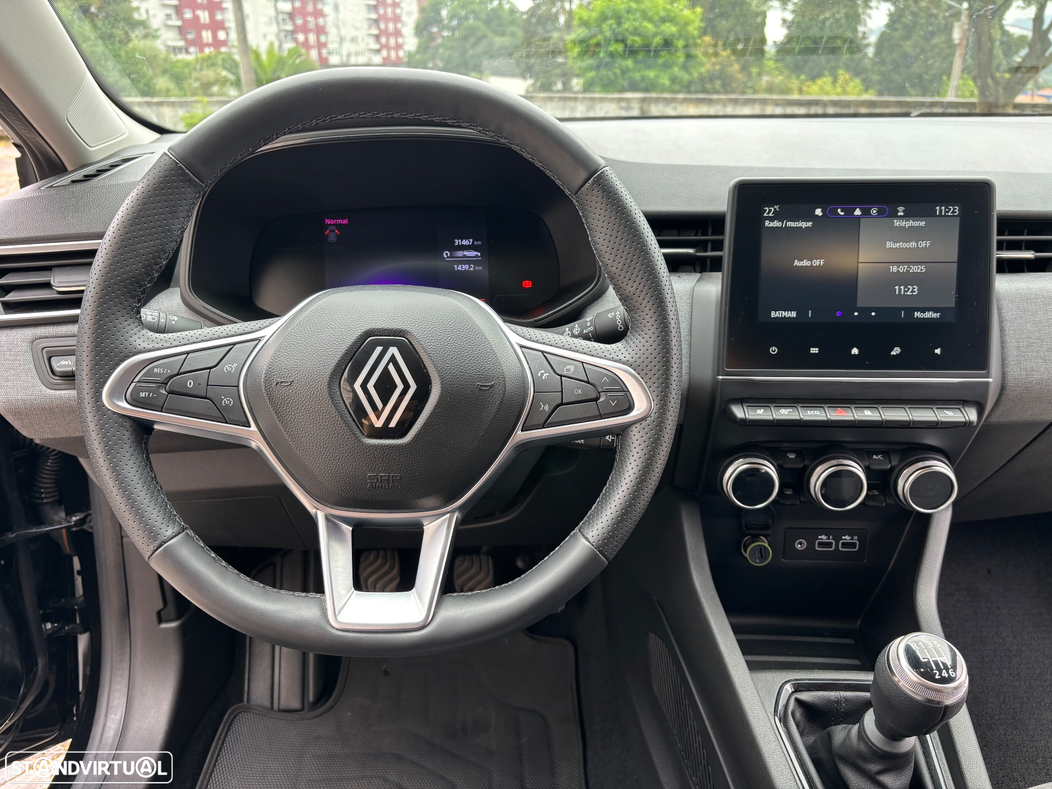 Renault Clio TCe 90 TECHNO - 10