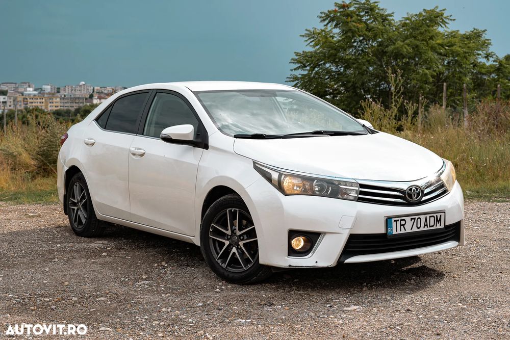 Toyota Corolla 1.6 Valvematic CVT Sol - 13