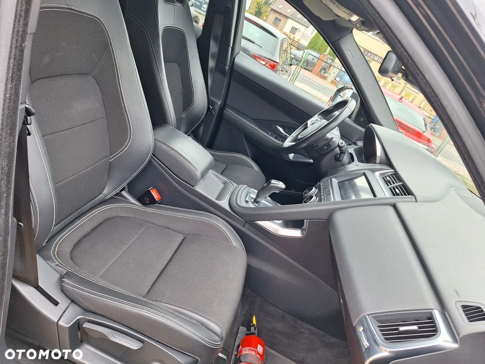 Jaguar E-Pace 2.0 i4D AWD R-Dynamic - 22