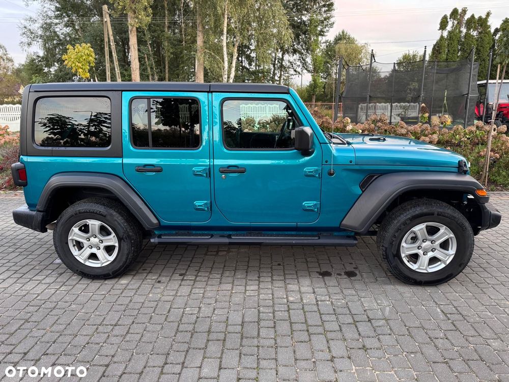Jeep Wrangler - 7