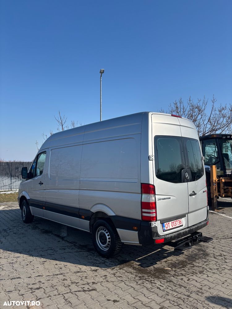 Mercedes-Benz Sprinter - 6