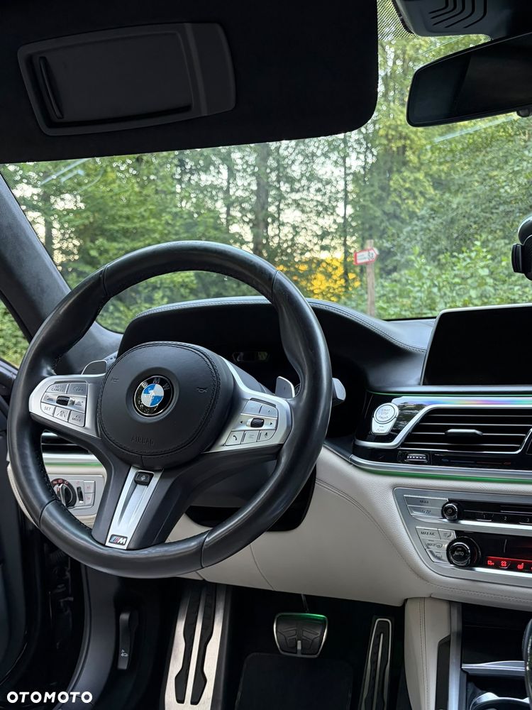 BMW Seria 7 750d xDrive sport - 3