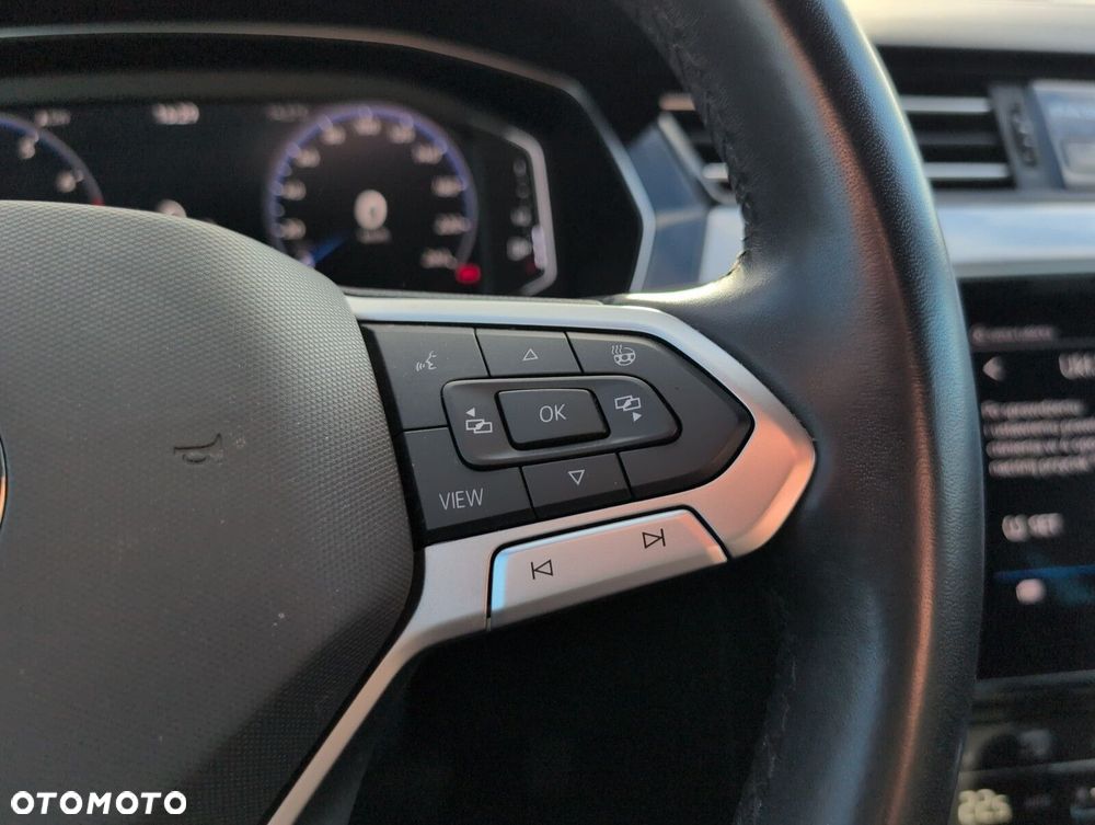 Volkswagen Passat Variant 2.0 TSI Business DSG - 19
