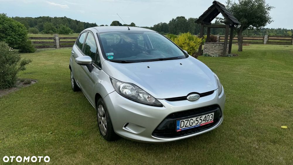 Ford Fiesta - 2