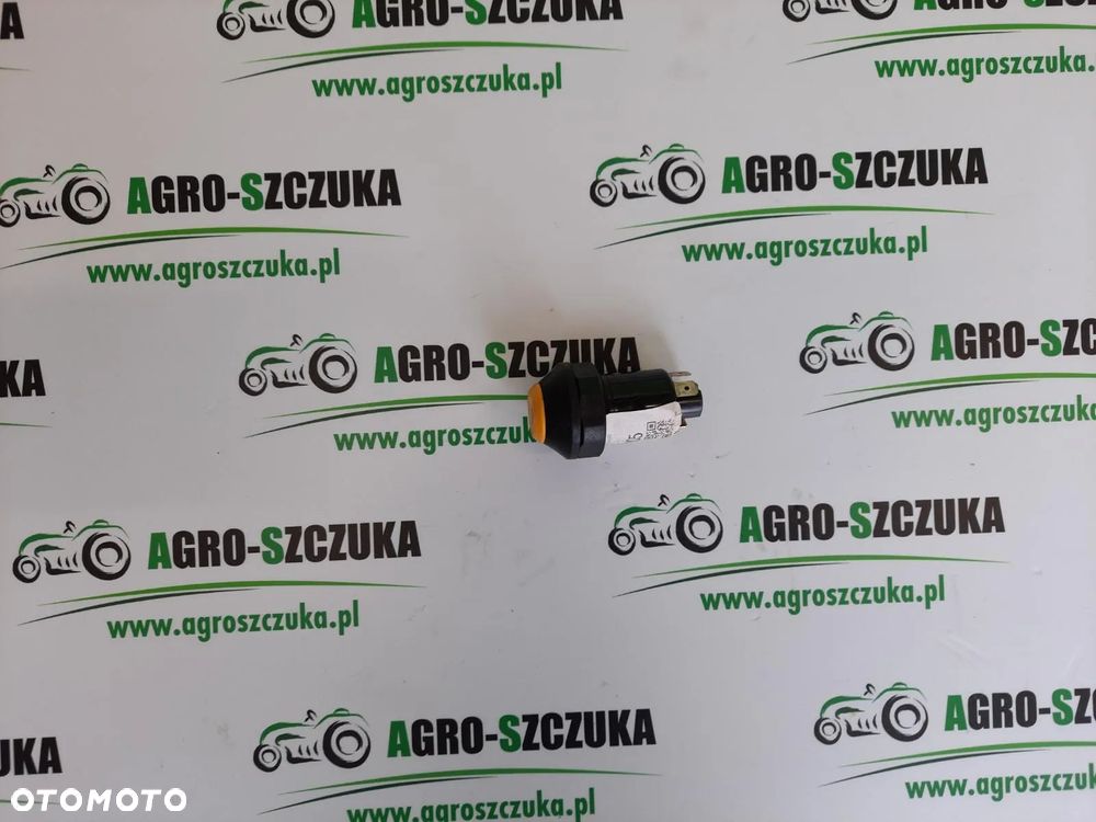 WŁĄCZNIK PODNOŚNIKA BŁOTNIKA E024570 - 1