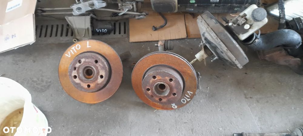 VITO 2.2 CDI zwrotnica lewa prawa - 1