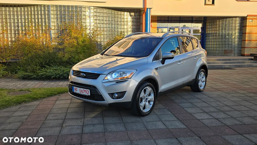 Ford Kuga 2.0 TDCi 2x4 Titanium - 36