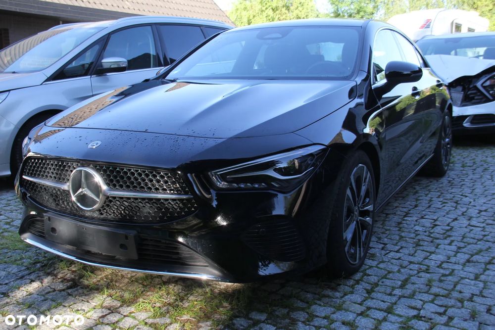 Mercedes-Benz CLA - 1