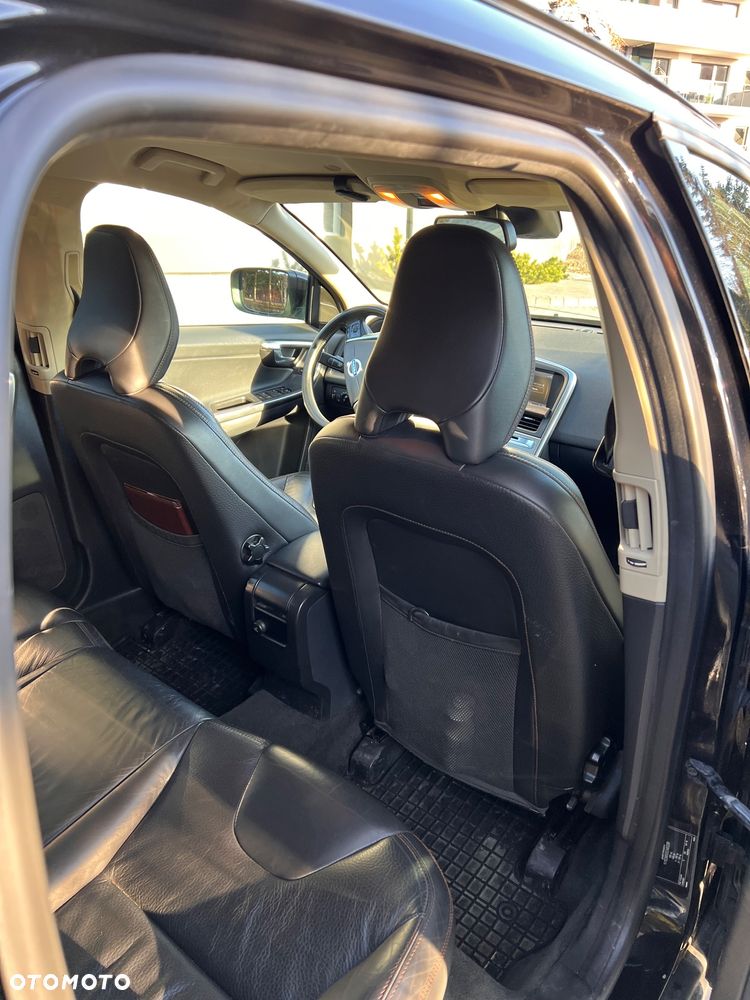 Volvo XC 60 D3 Momentum - 10