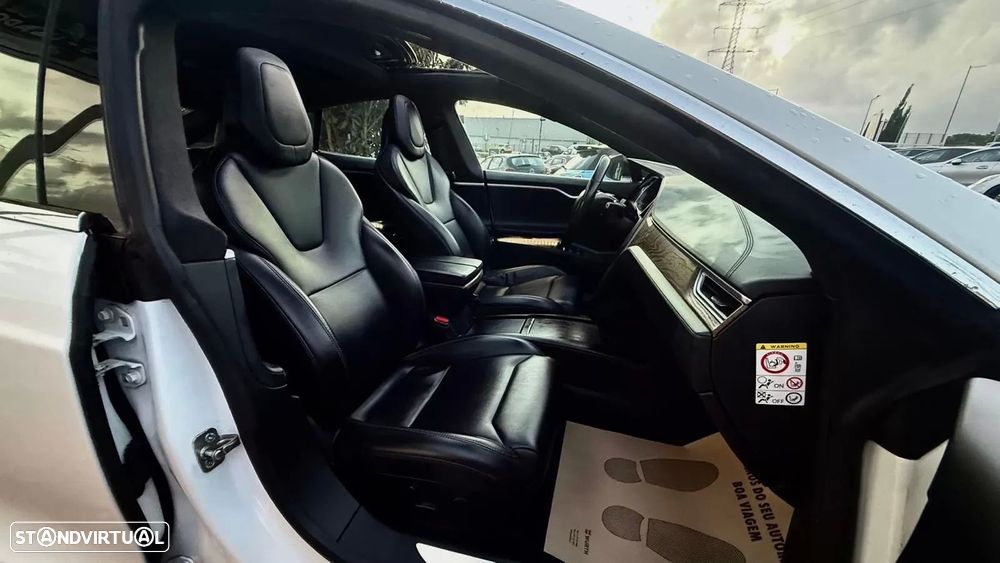 Tesla Model S 75D - 13