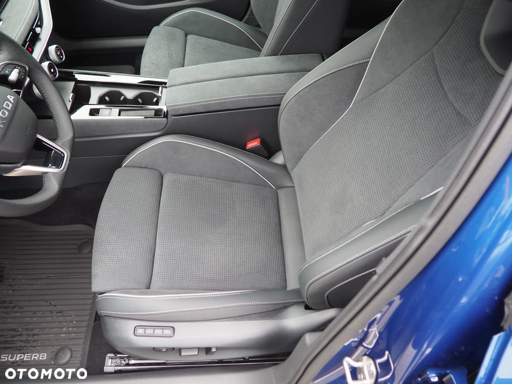 Skoda Superb 2.0 TSI Sportline DSG - 10