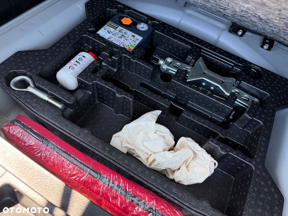 Suzuki SX4 1.9 DDiS 4WD GS / Premium - 39