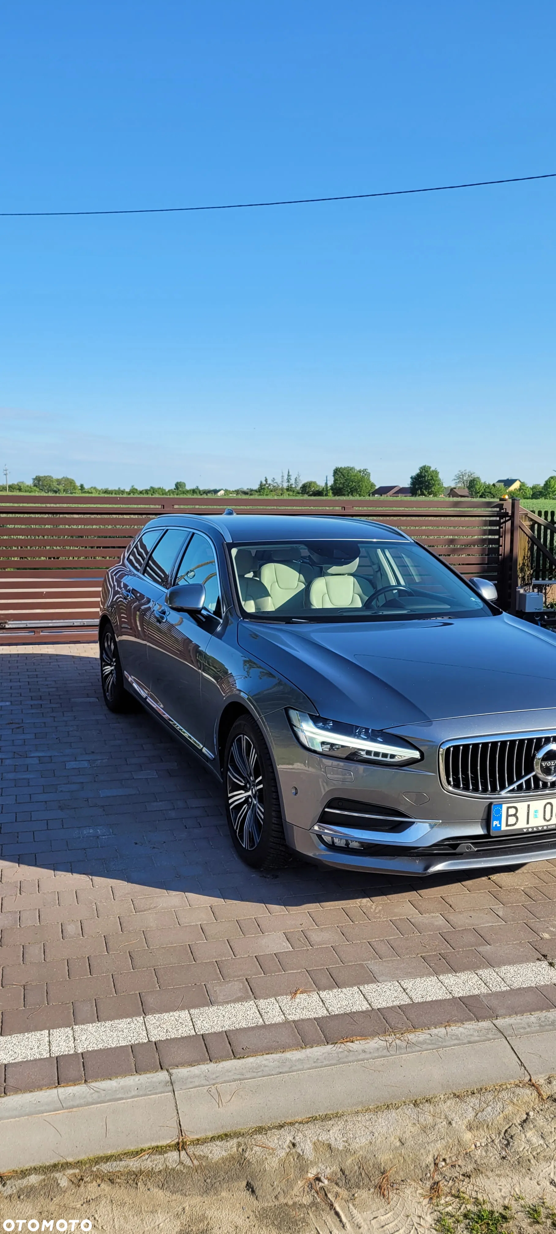 Volvo V90 D5 AWD Inscription - 3