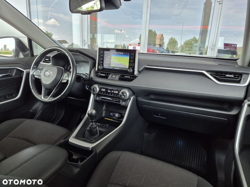 Toyota RAV4 2.0 Comfort 4x2 - 12