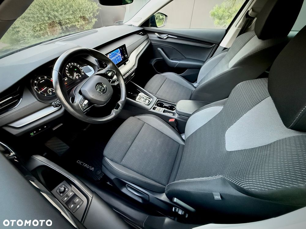 Skoda Octavia 1.5 TSI e-Tec Ambition DSG - 11