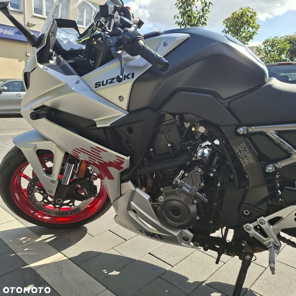 Suzuki GSX-R - 5