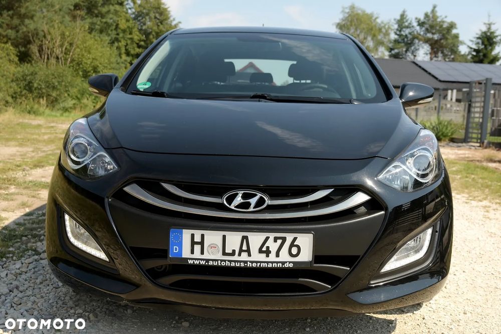 Hyundai i30 1.6 Premium - 12