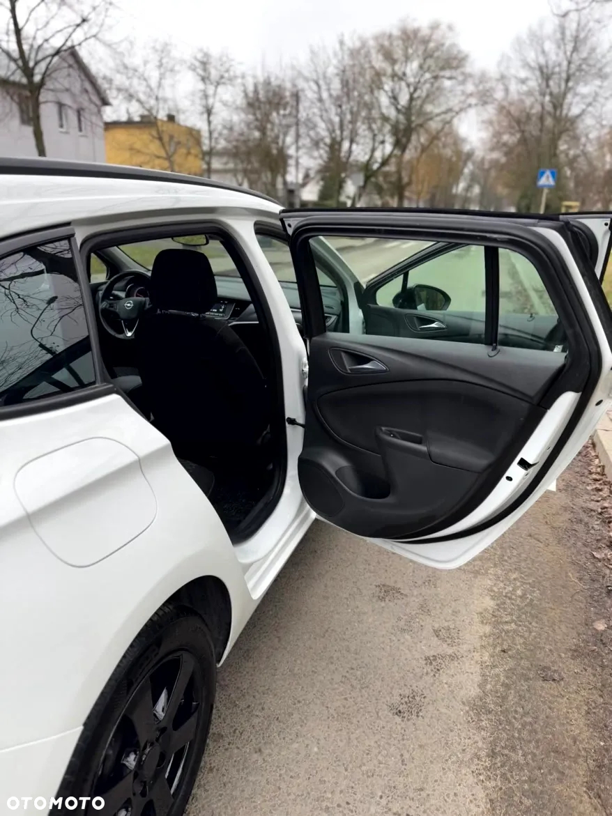 Opel Astra 1.6 CDTI Sports Tourer Active - 19