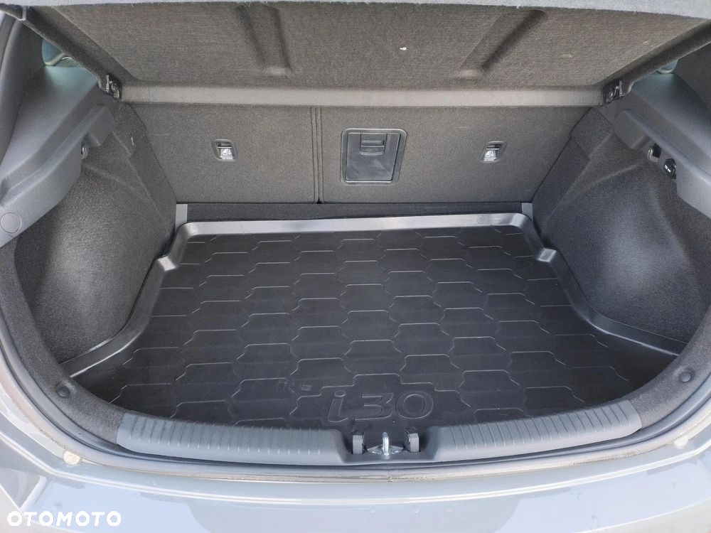 Hyundai i30 - 17