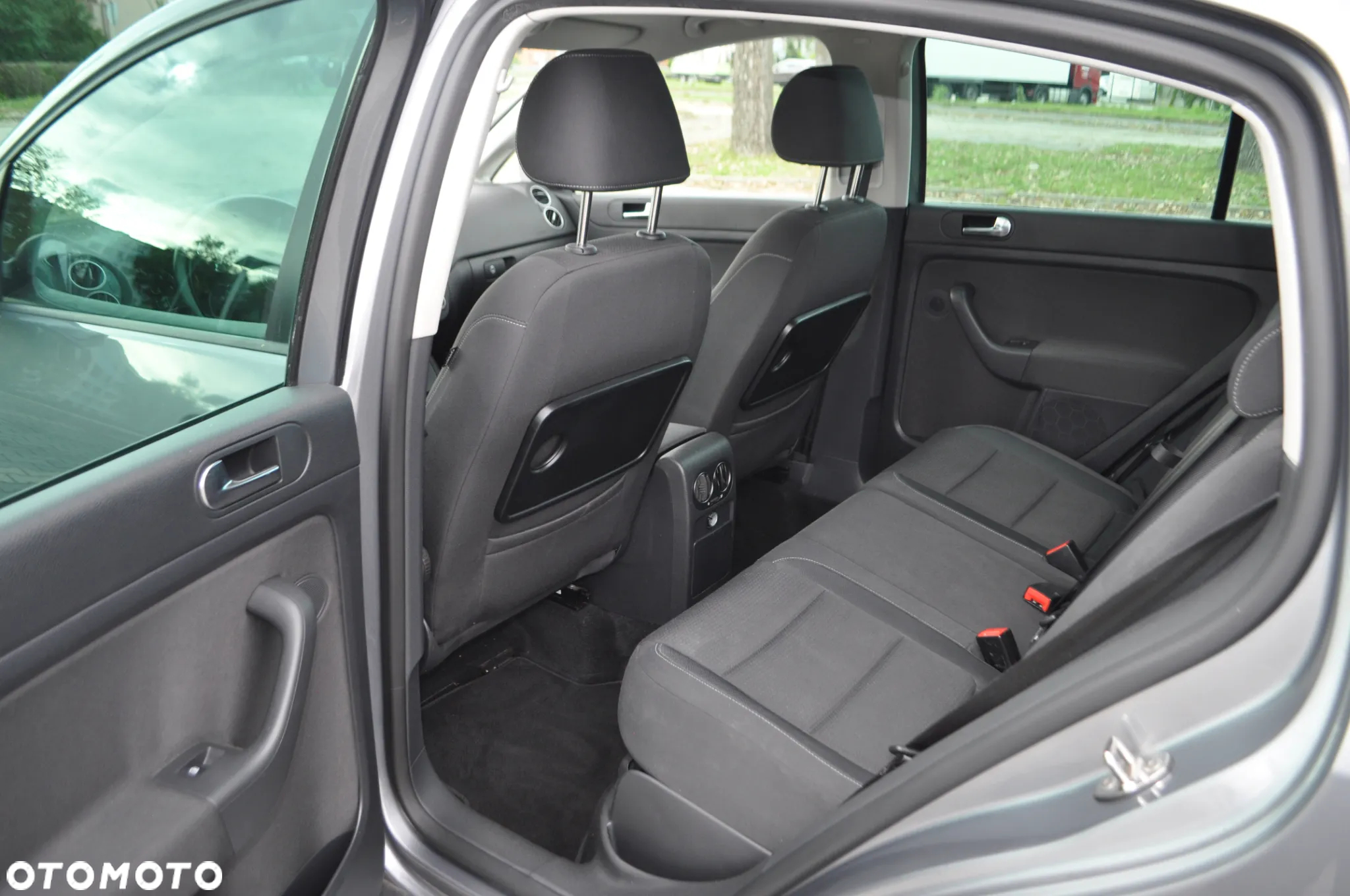 Volkswagen Golf Plus 1.6 TDI Comfortline - 20