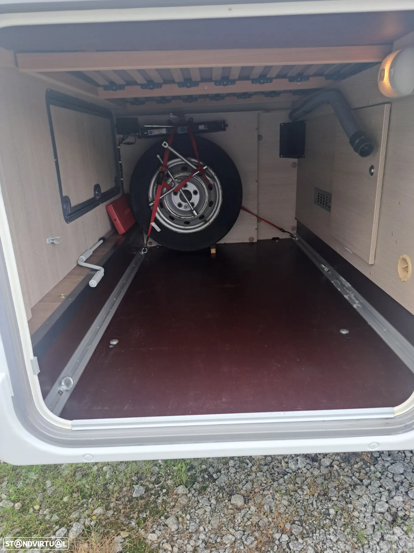 Burstner Nexxo T687 - 13