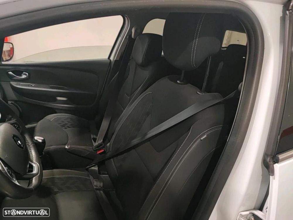 Renault Clio Sport Tourer 1.5 dCi Limited - 6