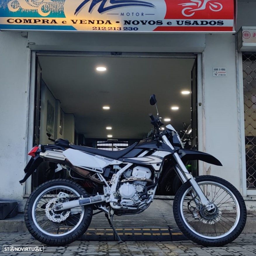 Kawasaki KLX 250 (Carta A2) - 1